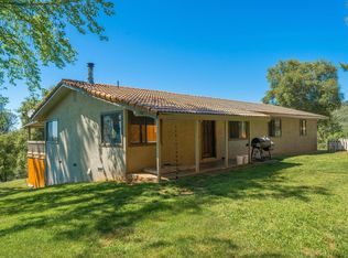 18244 W Clinton Rd, Jackson, CA 95642