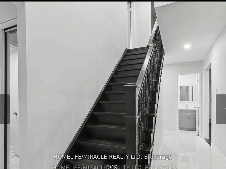204 Delaney Dr #UPPER — Photo 8