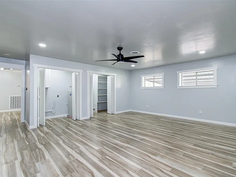 1806 Cypress Dr — Photo 12