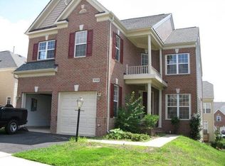 9068 Galvin Ln, Lorton, VA 22079