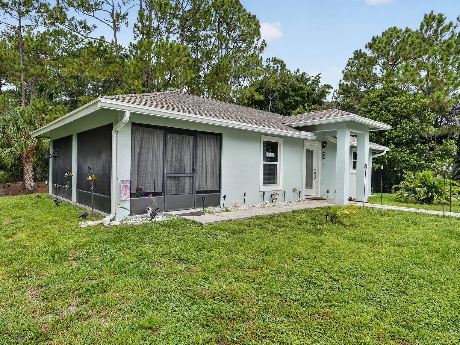 2 bed, 1.0 bath, 800 sqft, $3,200 — Photo 3
