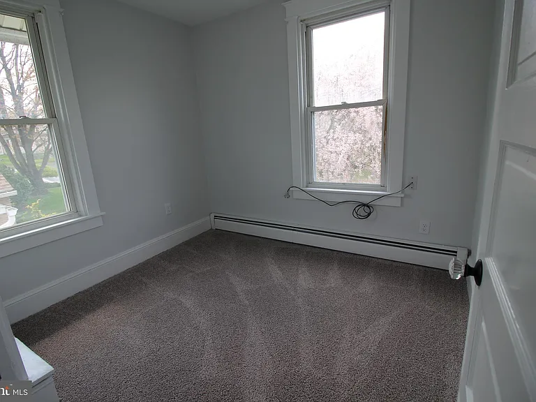 5 S Singer Ave — Photo 7