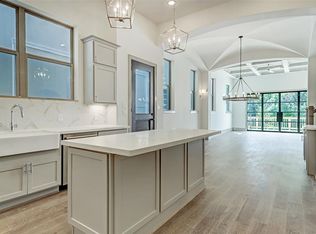 1909 W 25th St, Houston, TX 77008