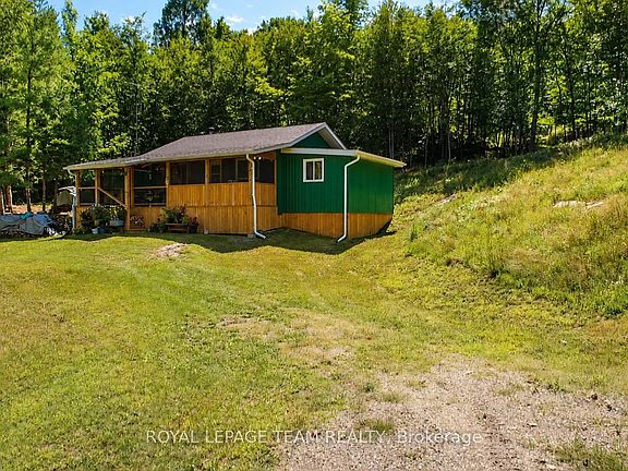 3rd image of 1506 Whelan Rd