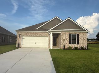 107 Gateway Dr, Jackson, TN 38305