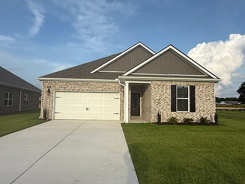 107 Gateway Dr Photo 1