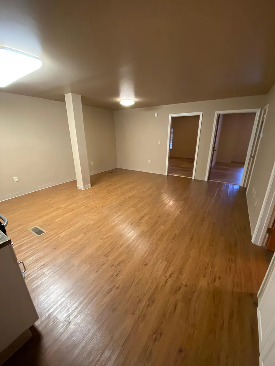 Living Room/Kitchen - 1404 Caldwell St #12
