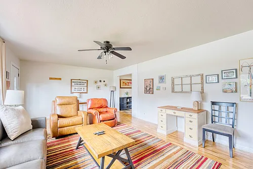 312 Crestview Dr #ID1297039P Photo 1