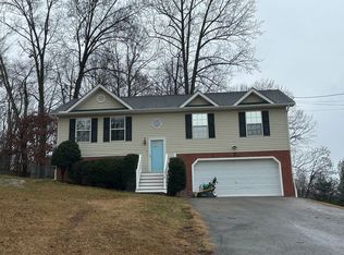 318 Webb Rd, Piney Flats, TN 37686