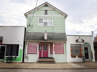 438 Carolina Ave, Chester, WV 26034