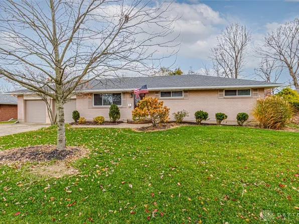 1014 Blossom Heath Rd, Lebanon, OH 45036