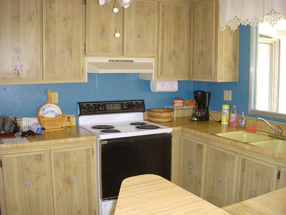 4th image of 13294 E 38th Pl