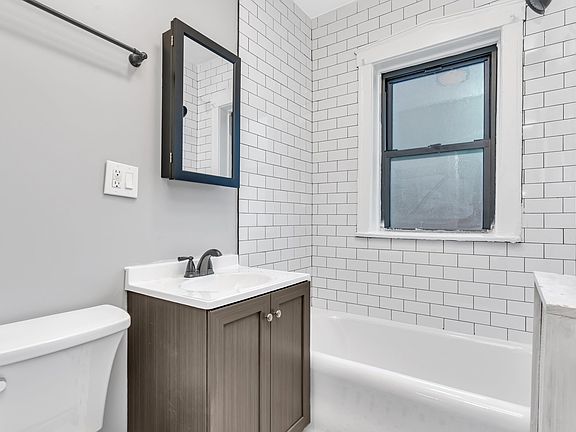 2nd image of 321 Calendar Ave APT 1E
