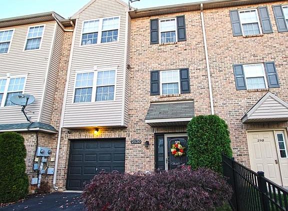2nd image of 2520 Gillian Ln
