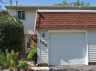 152 Pamela Dr, Bolingbrook, IL 60440