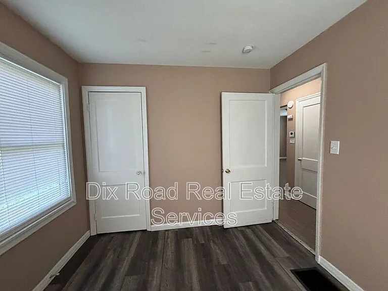 1110 Ellen Dr — Photo 14