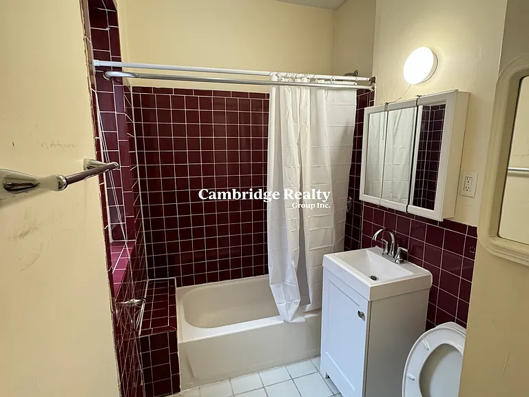 883 Huntington Ave #3T — Photo 4