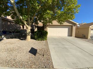 6131 Park South Pl NW, Albuquerque, NM 87114
