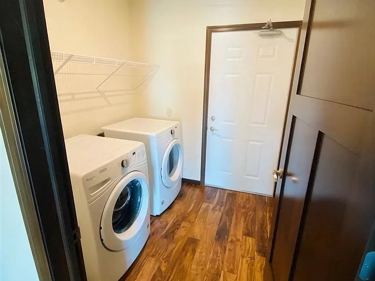 3425 Logan Dr #7 — Photo 6