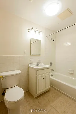 Rented by Town Residential | media 3