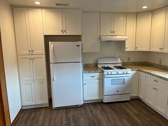 4th image of 454 Arcade Dr