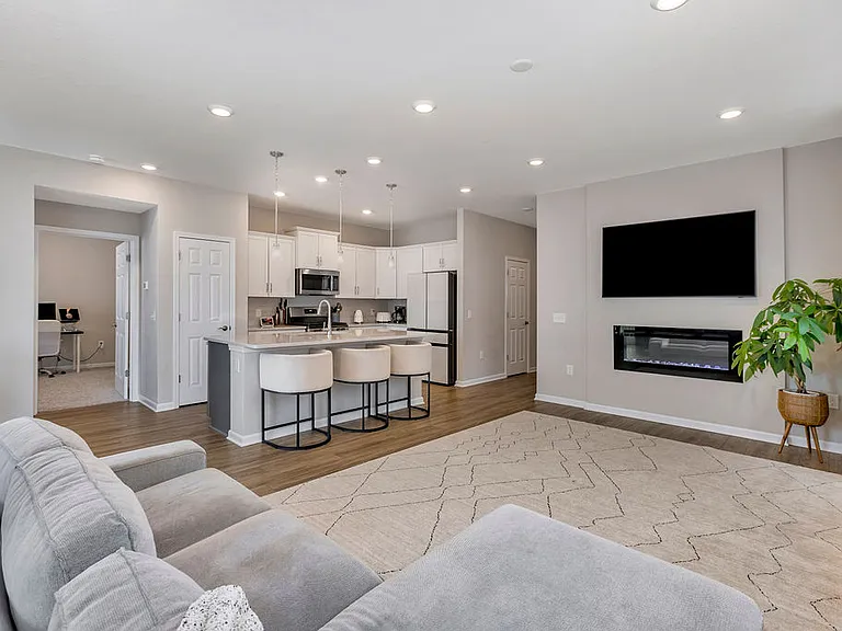 4865 Osprey Pointe Dr — Photo 18
