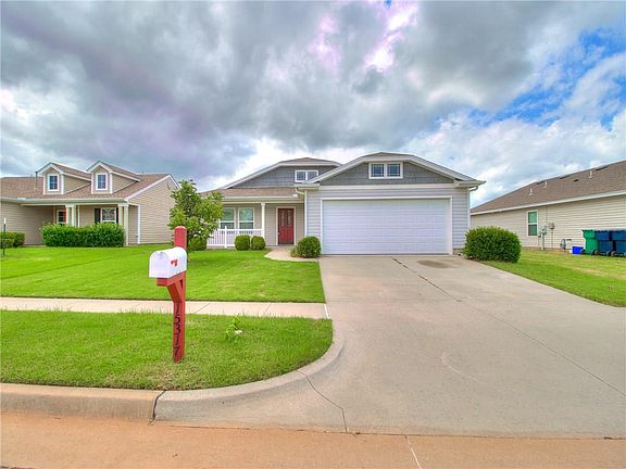 5th image of 15317 Nightshade Dr
