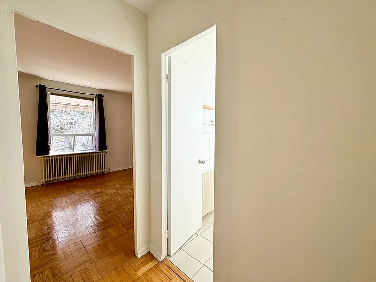 2696 Lake Shore Blvd W #16 — Photo 7