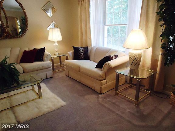 3rd image of 6433 Clifton Forge Cir