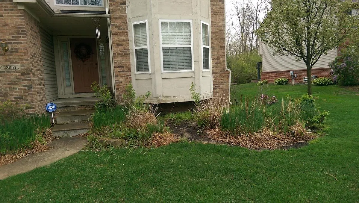 28057 Senator Cir photo 1