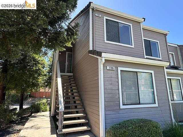 1st image of 2701 Harvest Ln