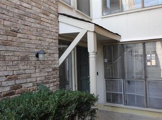 2210 Salem Dr, Carrollton, TX 75006