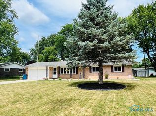 101 Sycamore Ln, Bryan, OH