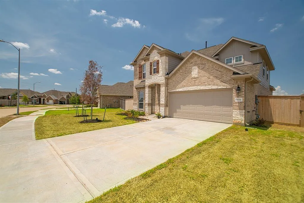 4 bed, 3.5 bath, $2,650 — Photo 3
