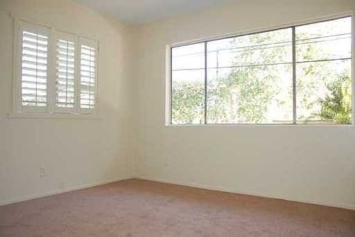 2nd image of 1135 San Andres St APT A