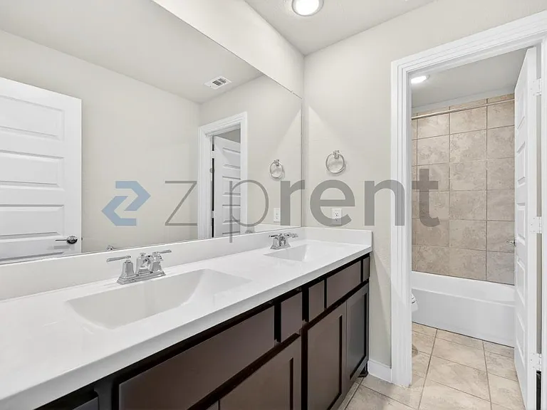 2301 Norma Ln — Photo 29