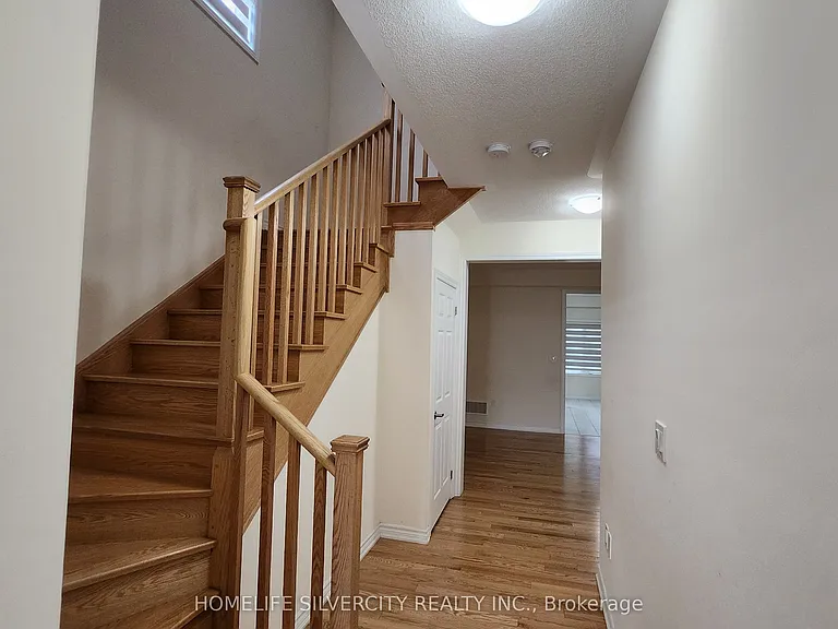 263 Fleetwood Dr — Photo 5