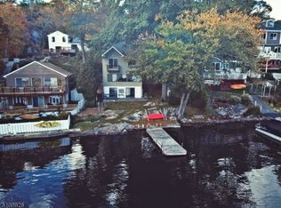 12 Crestview Rd, Andover, NJ 07821