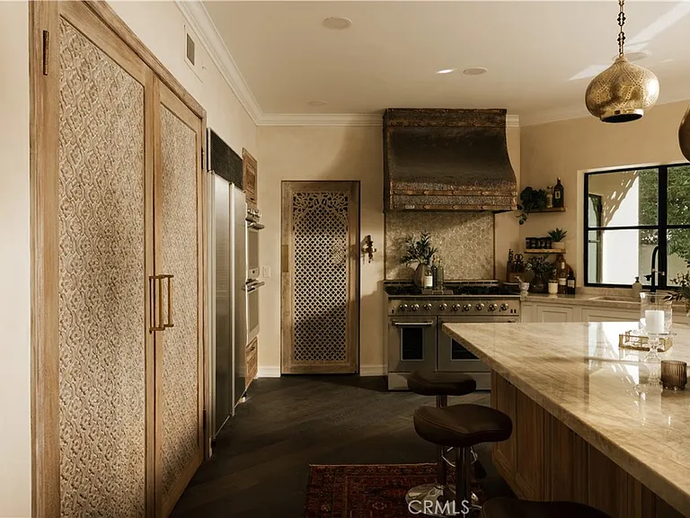 4909 Woodley Ave — Photo 10