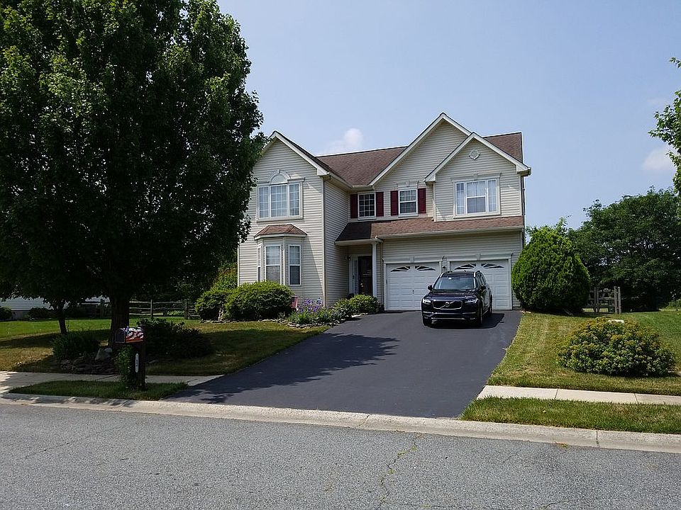 1st image of 12 Orchid Dr