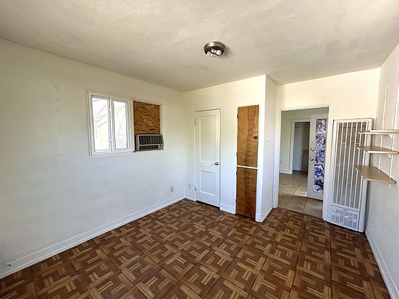 5th image of 317 Cornell Dr SE #1/2