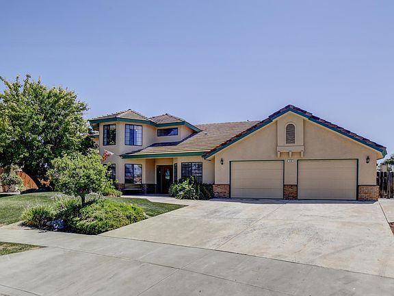 2nd image of 420 Beech Pl