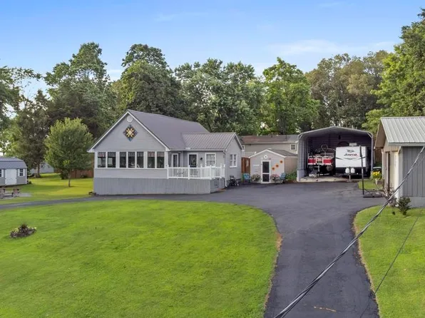 70 Nancy Ave, Cadiz, KY 42211