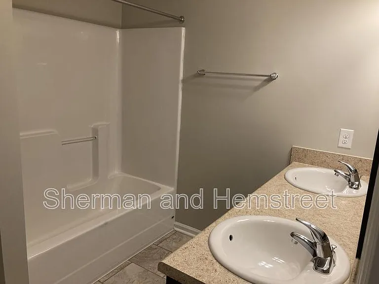 4133 Pullman Cir #4133 PULLMAN CIR — Photo 24