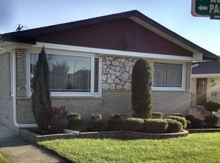 2511 Oakton St, Park Ridge, IL 60068