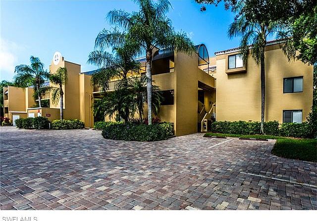 1st image of 586 Beachwalk Cir APT 102