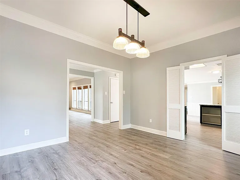 6806 Winkleman Rd — Photo 12
