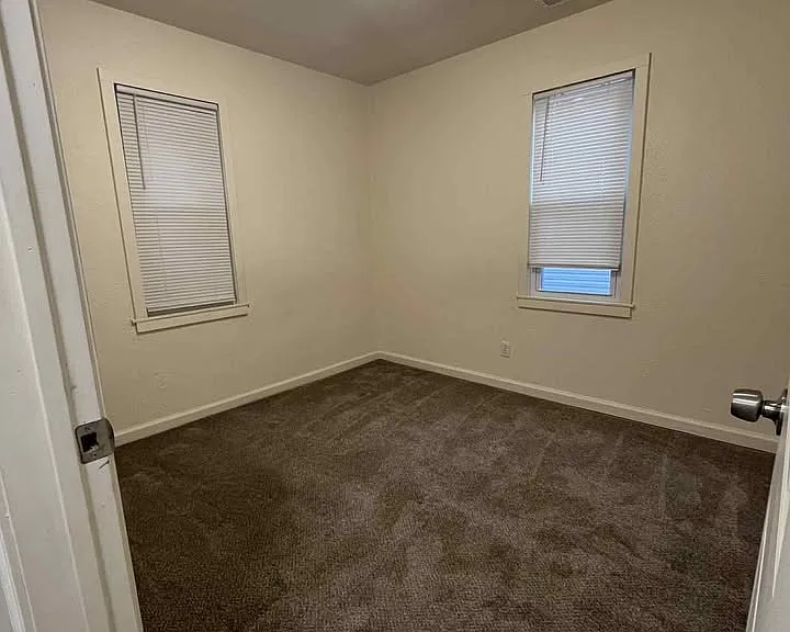 2404 SW Eveningside Dr — Photo 8