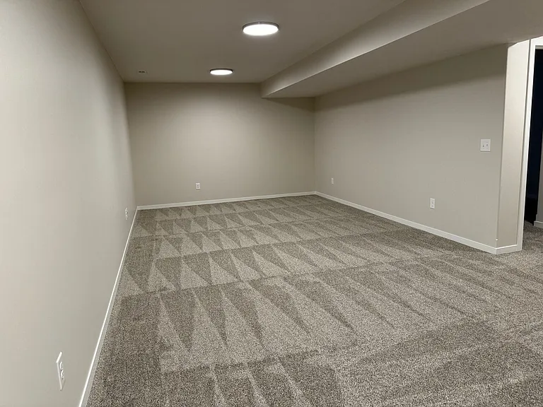 8805 Bristlecone Dr — Photo 16