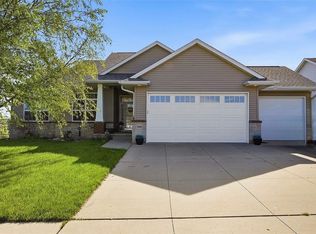 3482 Penny Ln, Marion, IA 52302